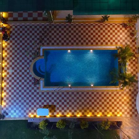 Hotel Krishna Farm Vasad Exterior foto